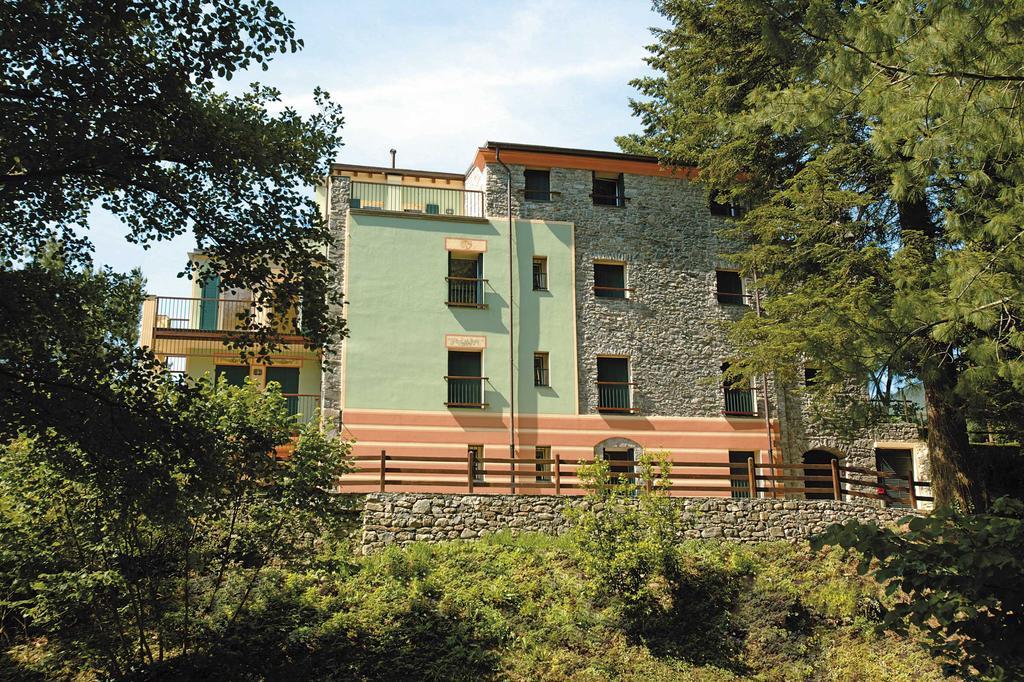 Il Bosco Di Campo Marzano Studios Borzonasca Bagian luar foto